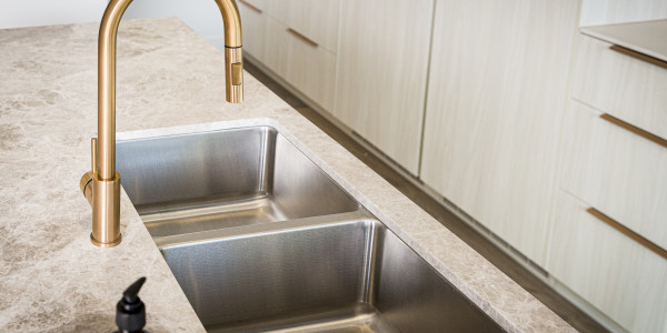 Comprar / Vender Casas Unifamiliares y Chalets en Rivas - Vaciamadrid · con Cocinas de Diseño