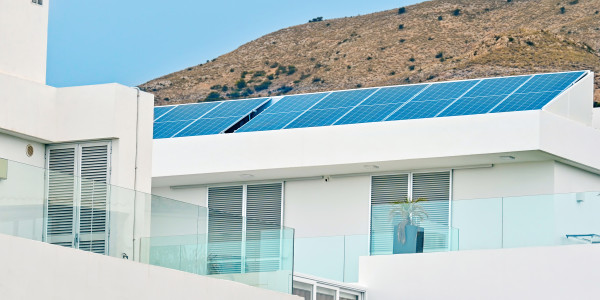 Comprar / Vender Pisos y Plantas Bajas en Rivas - Vaciamadrid · con Placas Solares