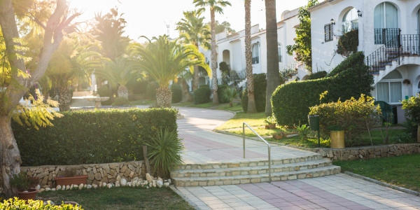 Compraventa de Inmuebles en Rivas - Vaciamadrid · Villas